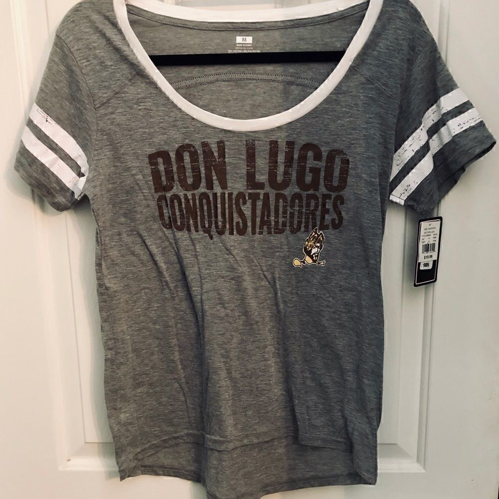 NFHS women’s gray and white tee